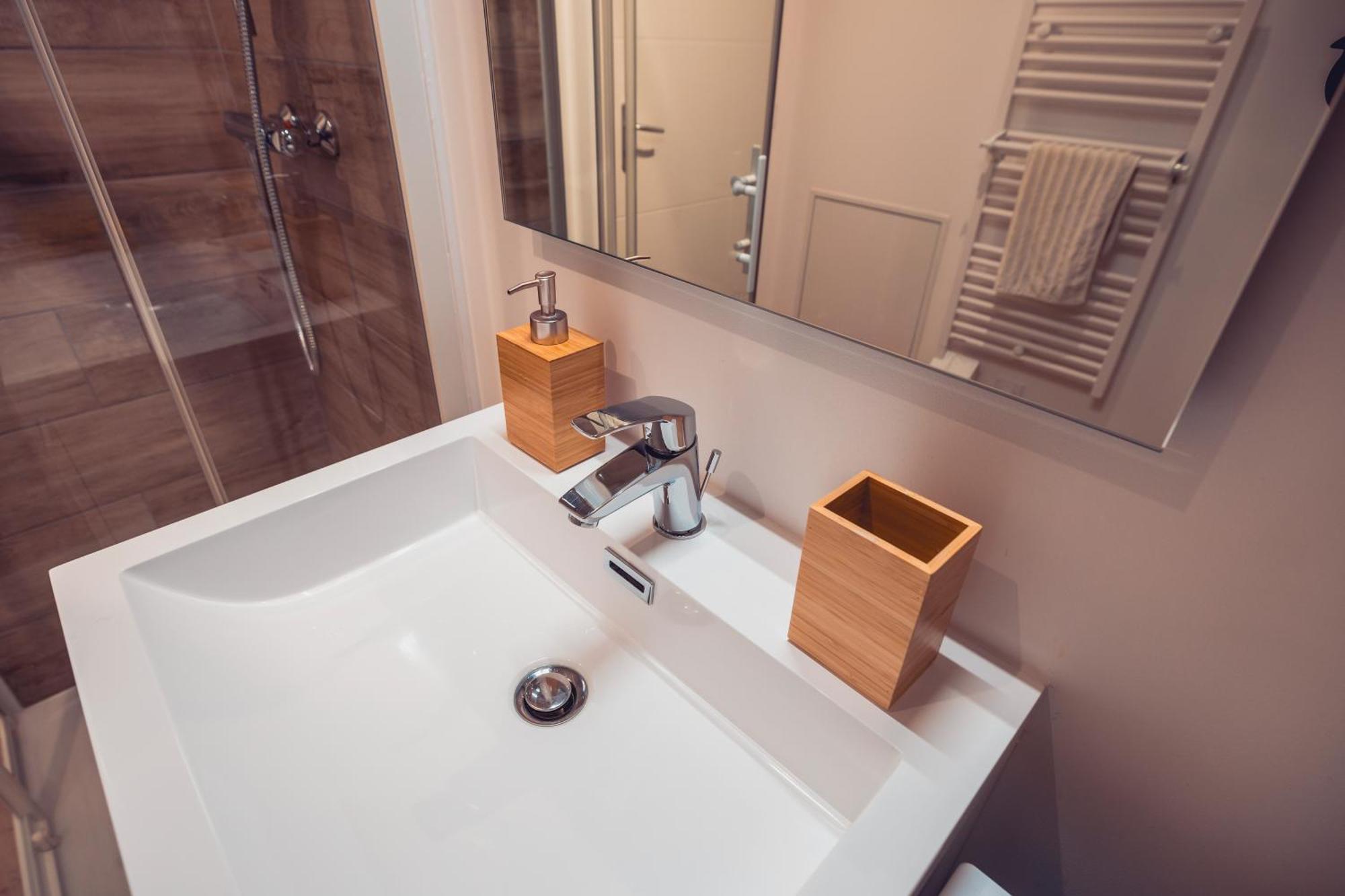 Loft Lumineux Tres Spacieux - Parking Gratuit ชาโตรูซ์ ภายนอก รูปภาพ